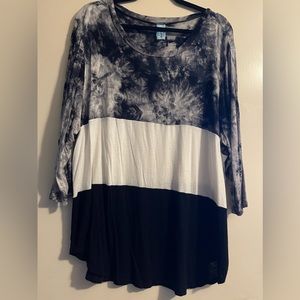 M Fasis color block tops size 2x